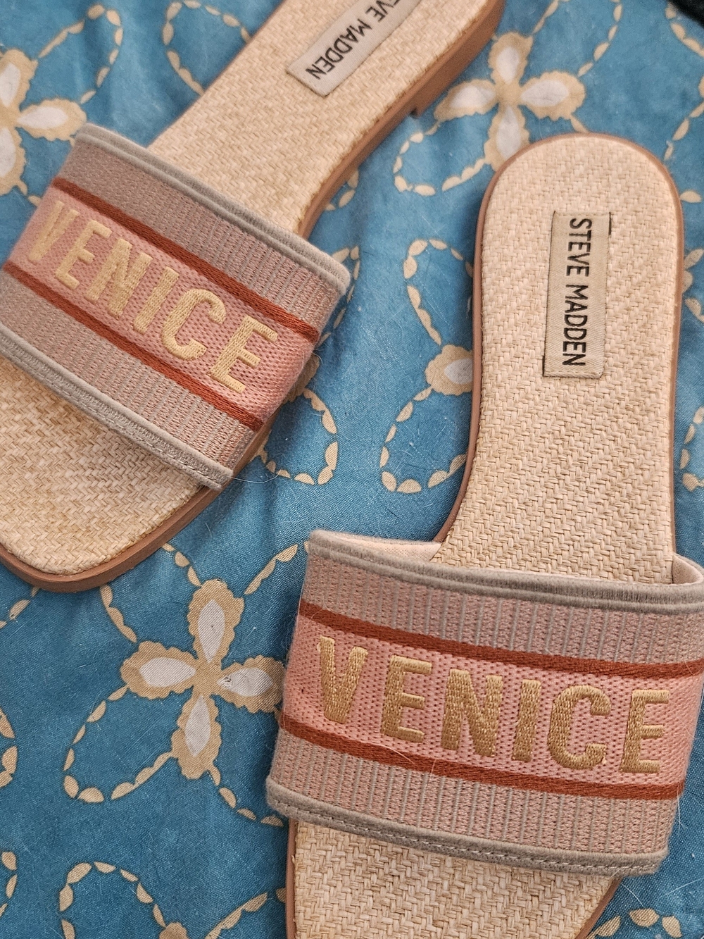 Steve Madden knox 'Venice' Slip-On Sandals in Pink & Tan